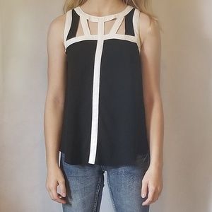 Candie's Black and white top XS